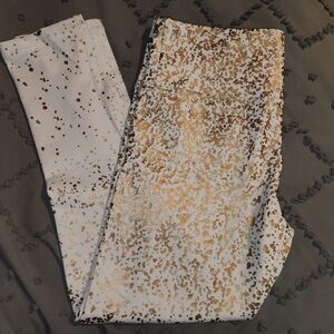 Zyia white luxe leggings